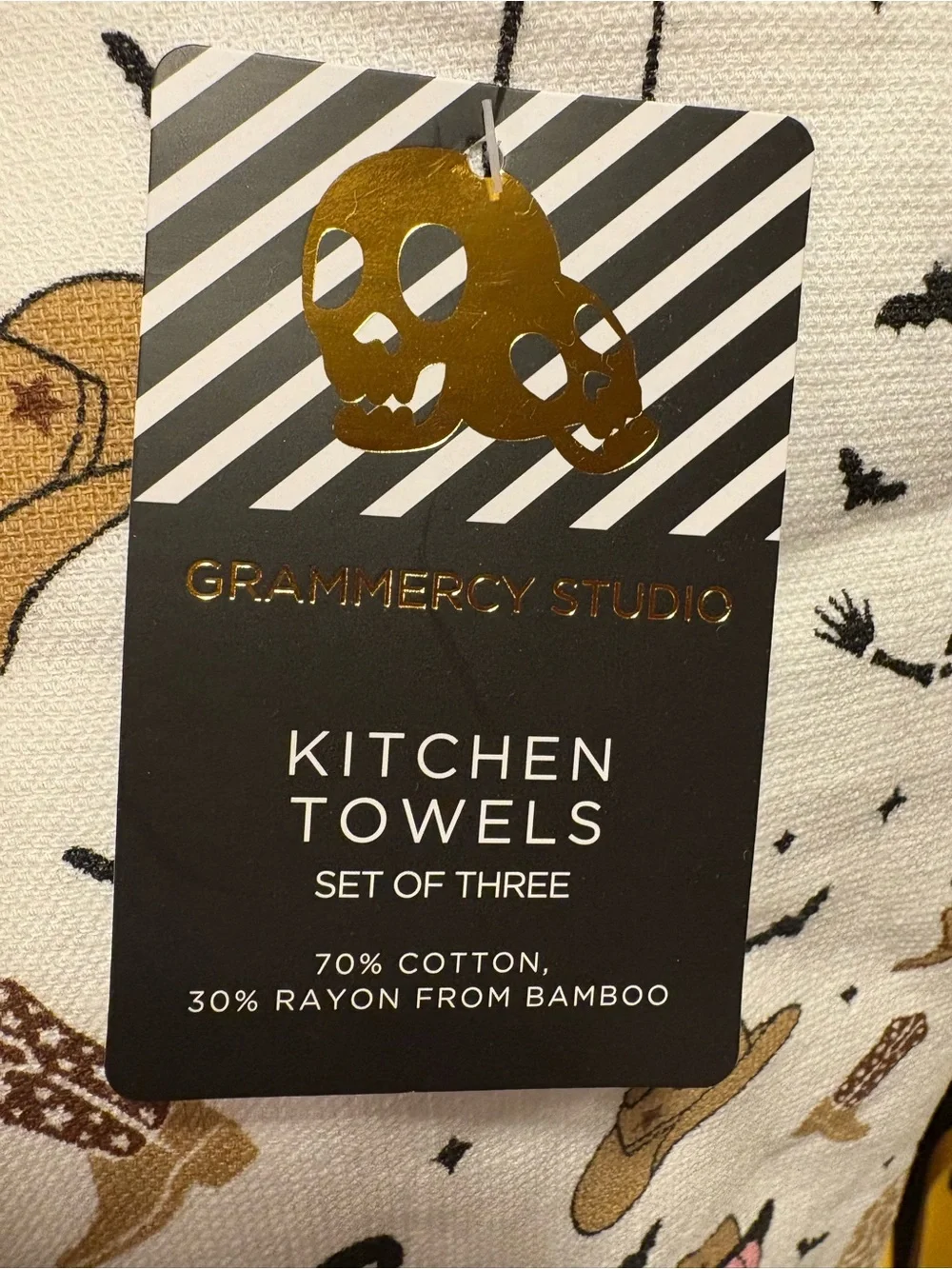 GRAMMERCY 3 PC PINK HALLOWEEN WESTERN KITCHEN TOWELS NWT BOOTS HATS SKELETONS